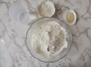 准备好所有的食材。