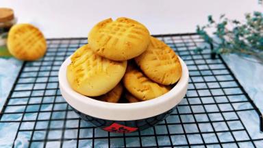 下午茶必备甜品。