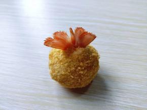 这样凤尾虾就做好了。