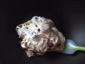 将干果饼干全部裹住