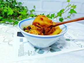 让你在家也可以做出鲜香美味的红油抄手！ 