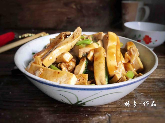 老家的柴火豆腐干