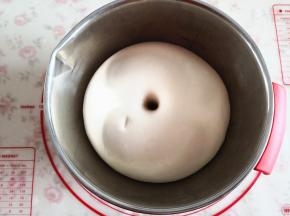 3.	面团发酵好体积为原来的2倍大，