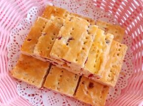 出炉切块即可。