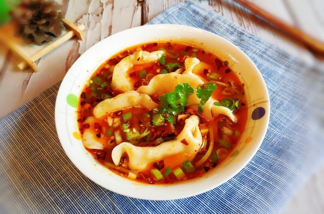 酸汤饺