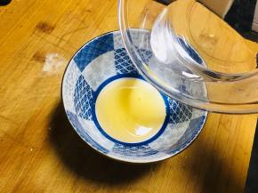 蜂蜜加适量水稀释