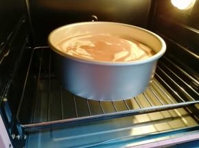 送入预热好的烤箱。