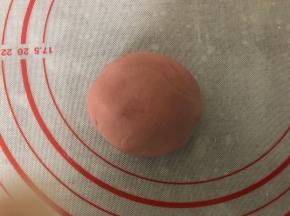 揉成一个光滑的面团。