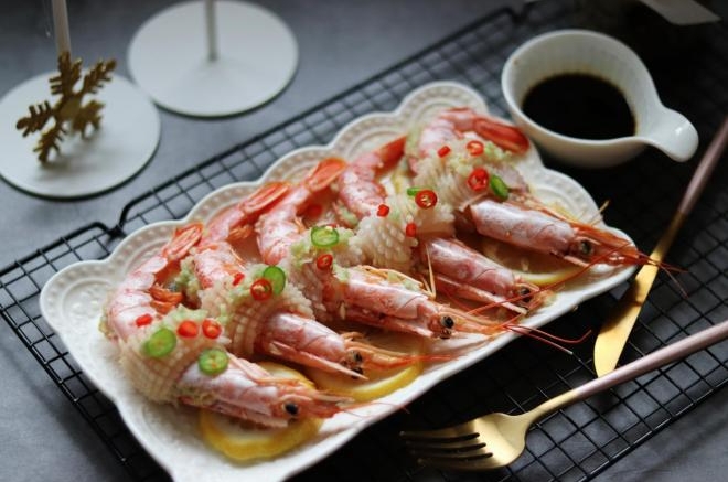柠檬蒸红虾，年夜饭食谱