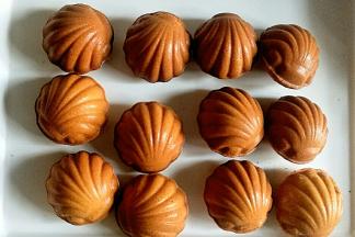 出炉后，脱模即可。