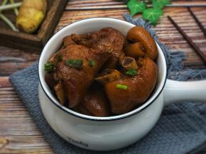 满满的胶原蛋白，一定要多啃两块。