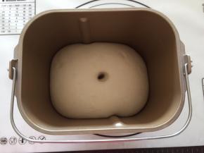 发酵至两倍大，戳洞不回缩即可