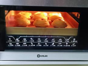 烤了15分钟时候，好美，拍了一张。