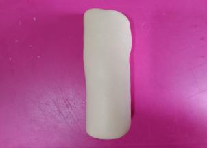 翻面，从上往下卷起来。