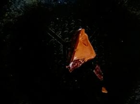 我吃不了太辣，所以切了个小角。具体用量根据自己口味添加噢。