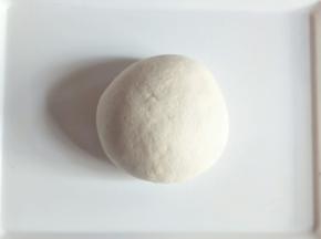 面团揉搓光滑