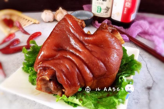 酱肘子