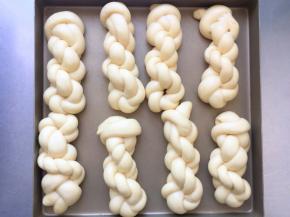 饧发至一倍大，体积轻盈