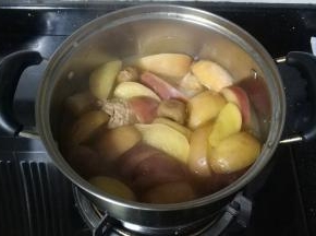 最后加盐调味即可