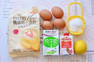 准备好蛋糕的所有材料