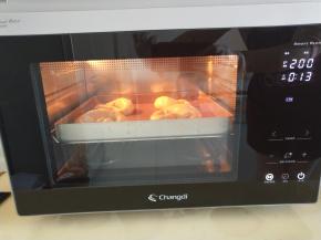 烤箱中层180度，20分钟左右，根据上色情况而定。