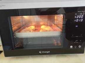 烤箱中层180度，20分钟左右，根据上色情况而定。