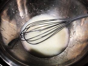 充分混合至乳化状态