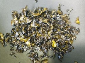 中火炒至变香脆