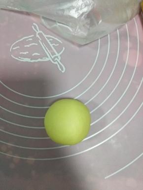 揉成光滑的小面团