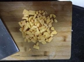 红薯切成小丁