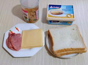 准备食材，所有食材可以增加，也可以按个人口味调换。