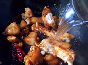 添水没过猪蹄