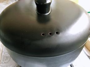 加盖焖煮三十分钟