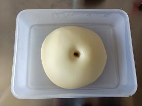 发酵至两倍大，手指戳洞不塌陷不回缩