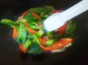 盐调味。