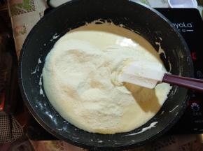 加入奶粉，关火。
