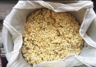 放高压锅内蒸20分钟。（切记是蒸不是煮哦）