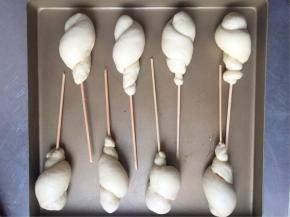 处理好的面包坯进行第二次发酵