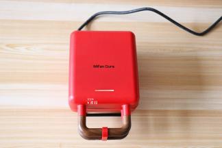 盖上盖子煎1分钟左右；