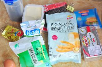 准备好所用到的主要食材。