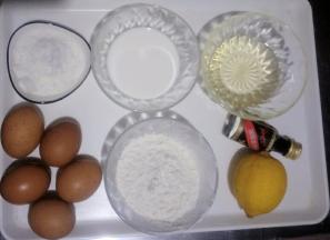 准备食材，蛋糕卷部分