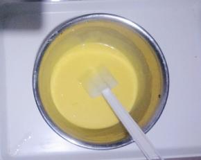 搅拌均匀，顺滑流动状态