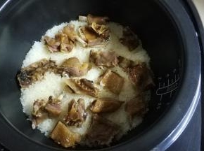 煮好打开饭盖后香喷喷哇