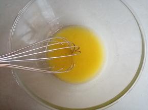 加入蛋液再拌匀