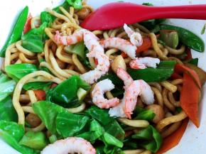 加入小蛎虾翻炒均匀即可出锅