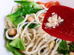 加入鸡精翻炒入味