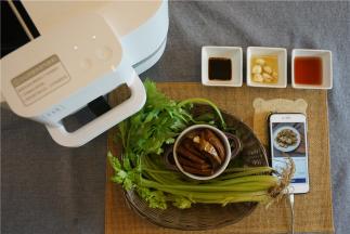 按选定的食材备上食材，调味料的配运按自家品味来添减。