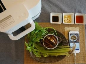 按选定的食材备上食材，调味料的配运按自家品味来添减。