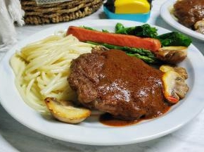 淋上咖喱酱，完成