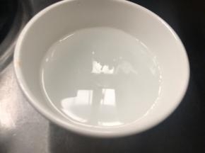 备小半碗水